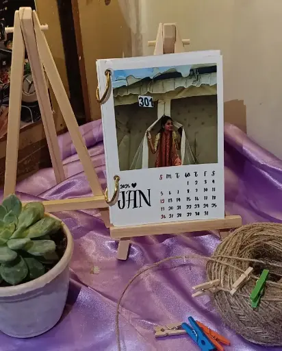 Polaroid Calendar( 13 x 9 cm)